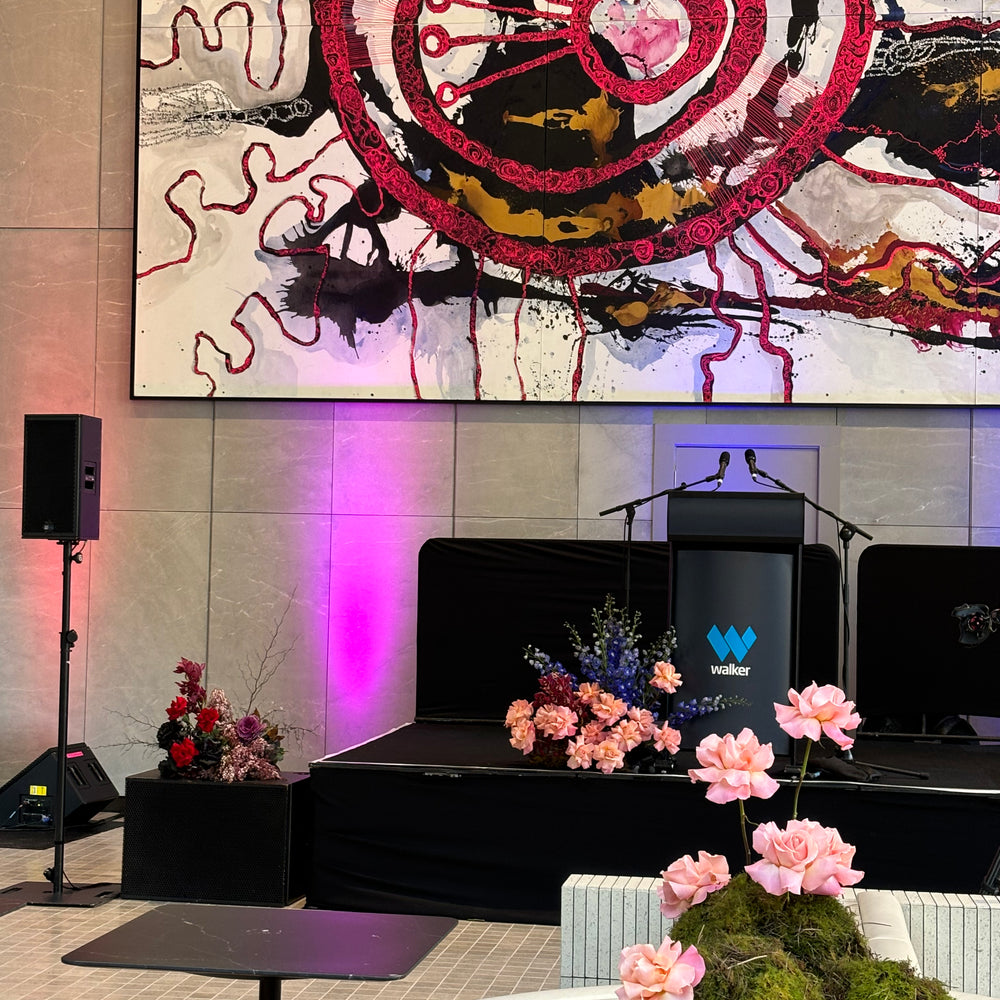 FLOWER BAR BY ONE RUNDLE