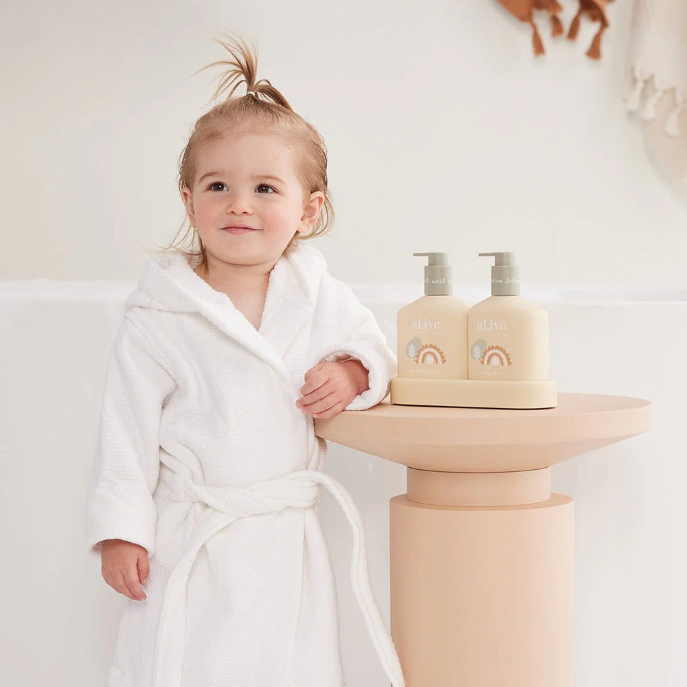 
                      
                        GENTLE PEAR BABY DUO
                      
                    